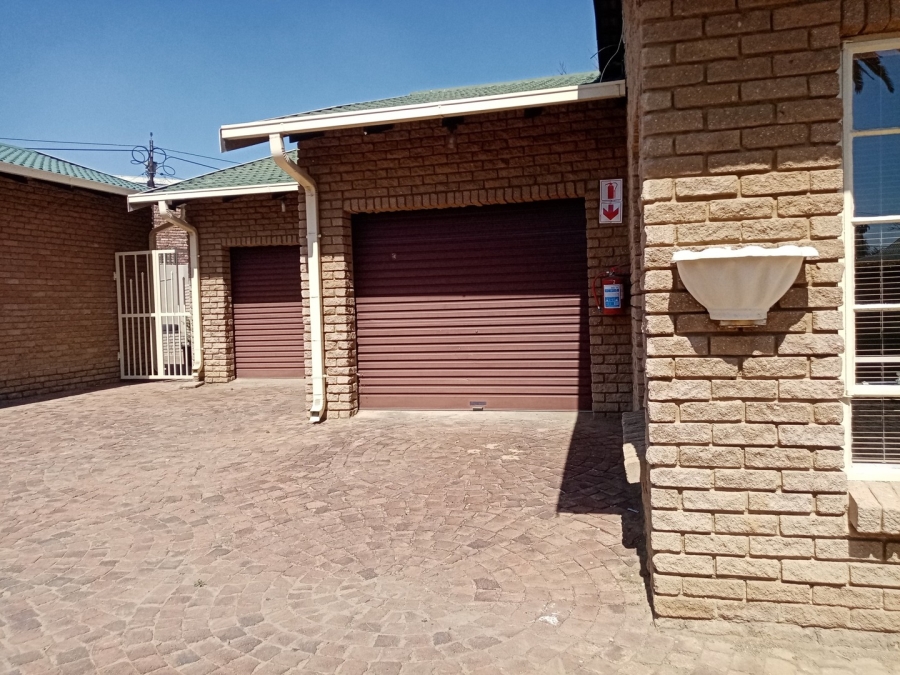 3 Bedroom Property for Sale in Parys Free State